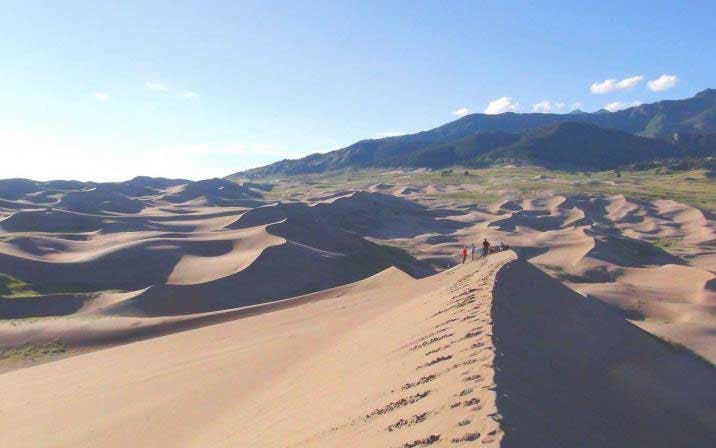 Great Sand Dunes footprints