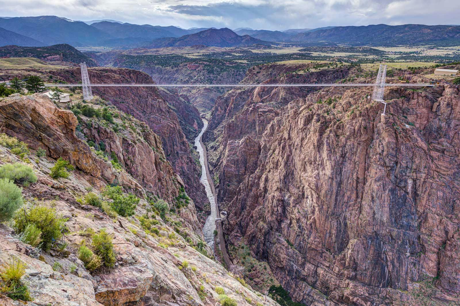 the royal bridge over valley