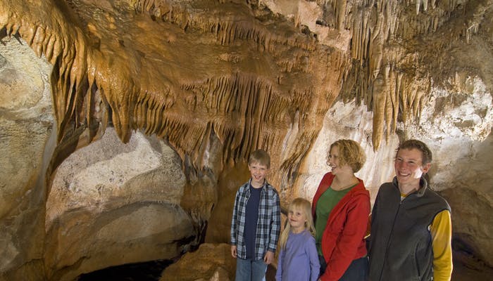 cave of the winds photo