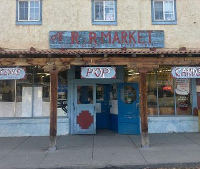 r&r market photo