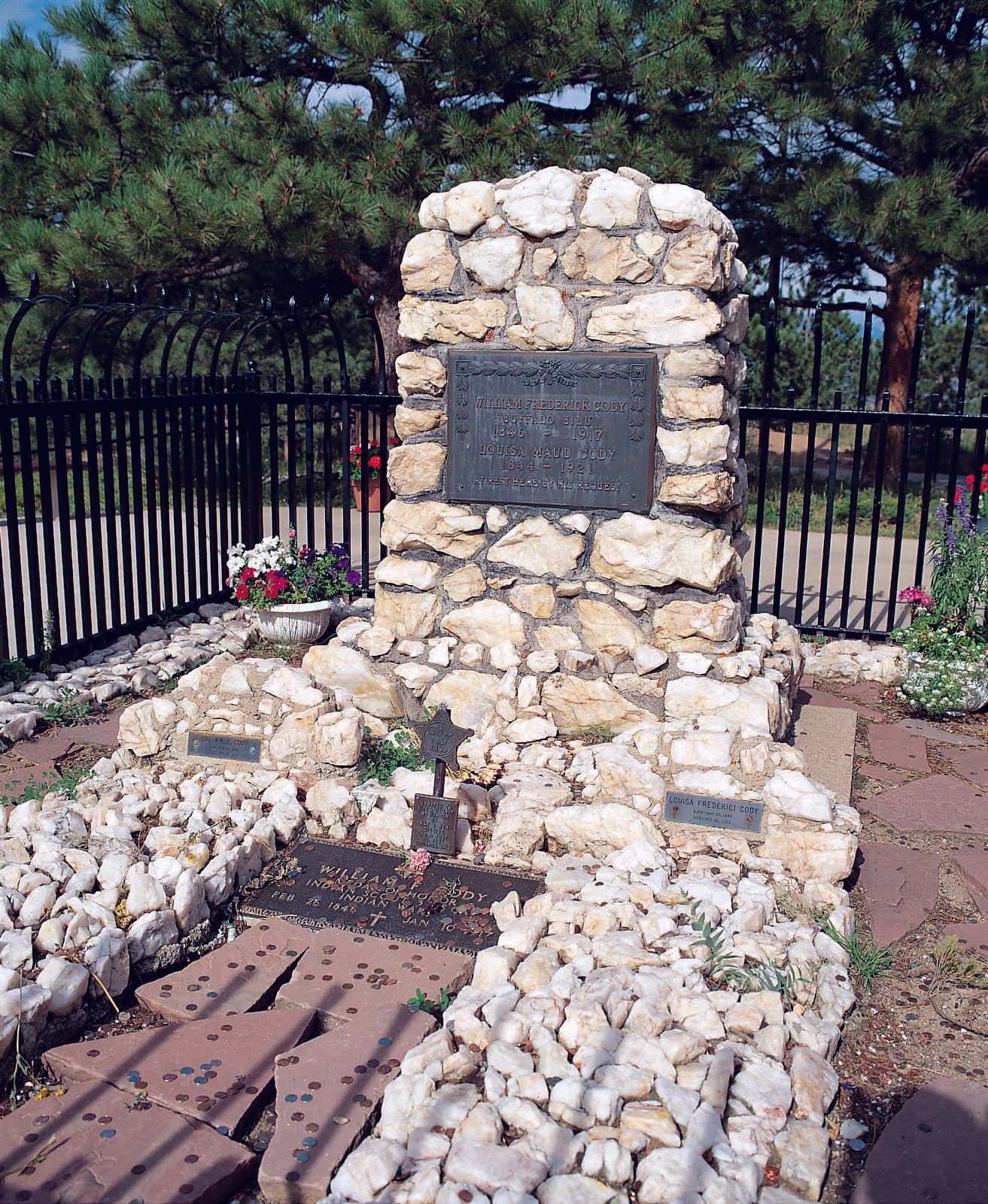 photo courtesy of buffalo bill museum and grave photo