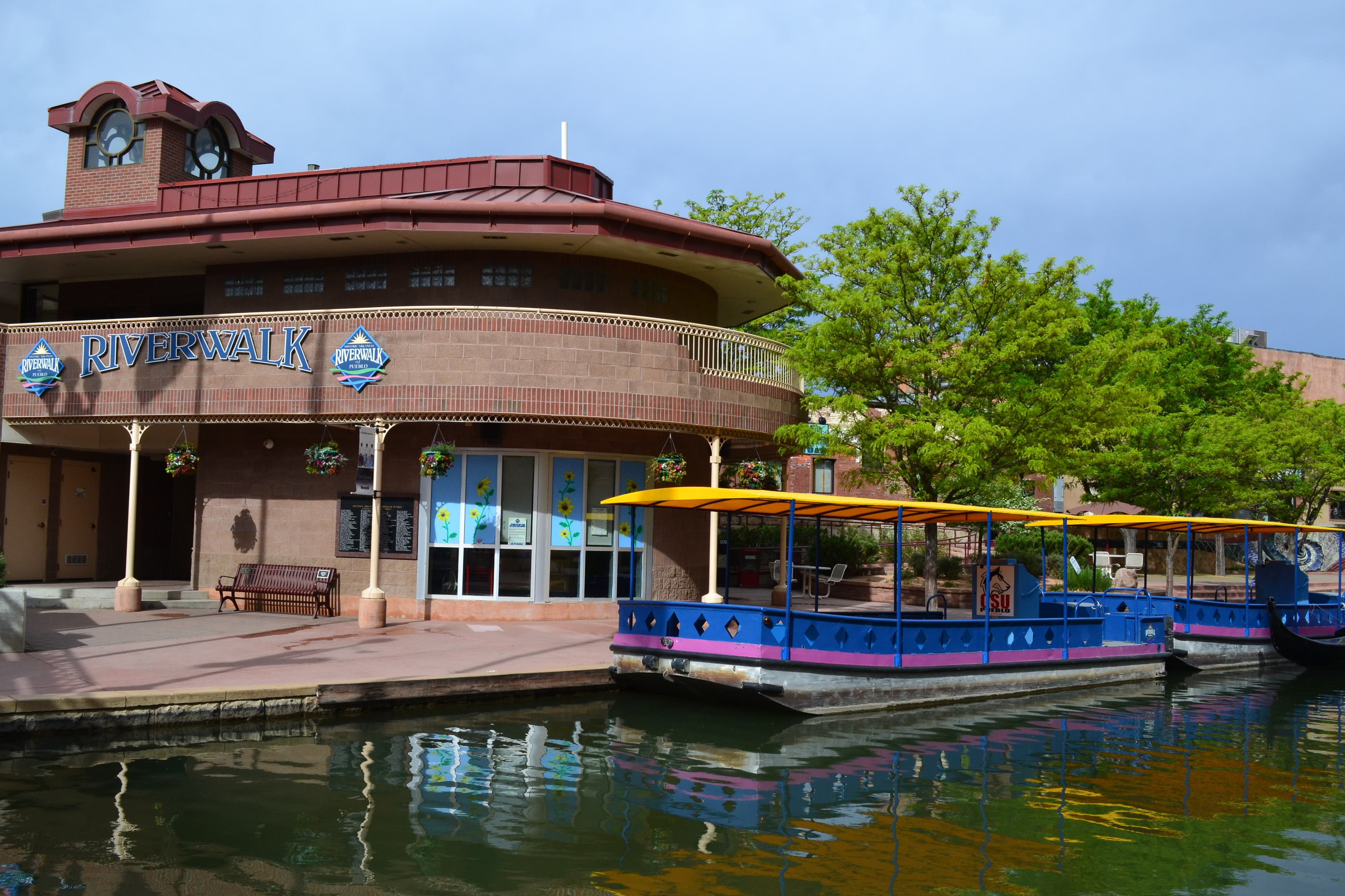 riverwalk welcome center photo