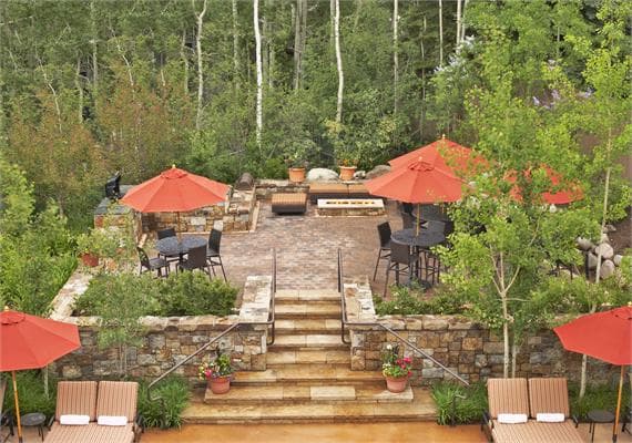 bbq patio area photo 2