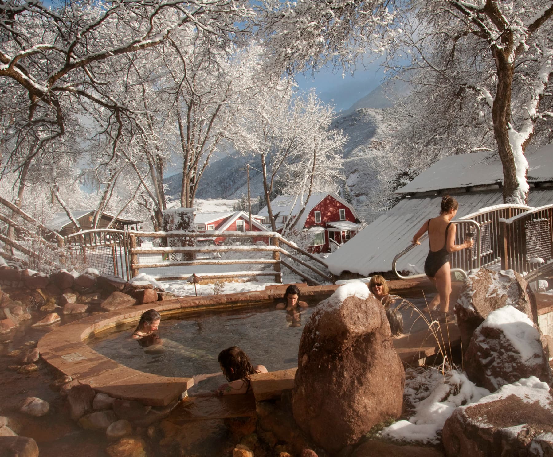 avalanche ranch cabins & hot springs photo 4