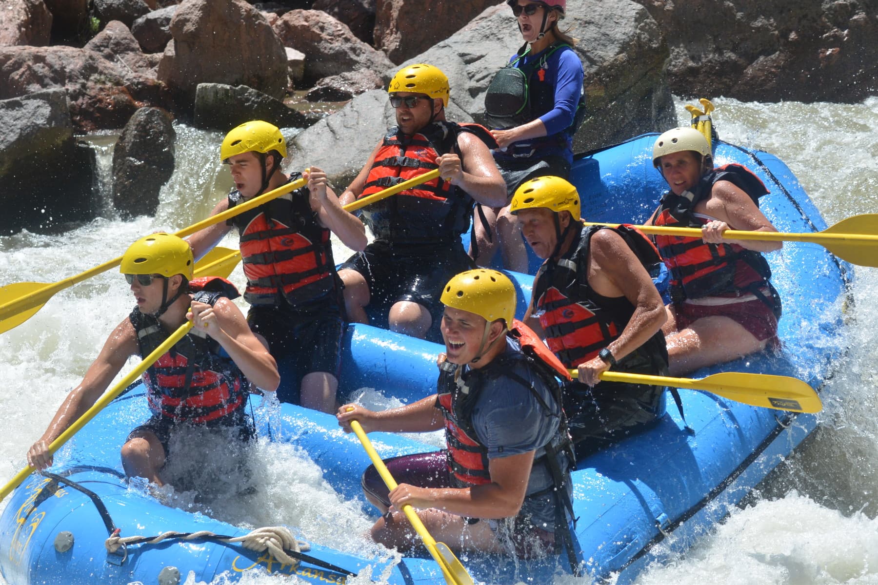 royal gorge rafting - class v adrenaline! photo 7