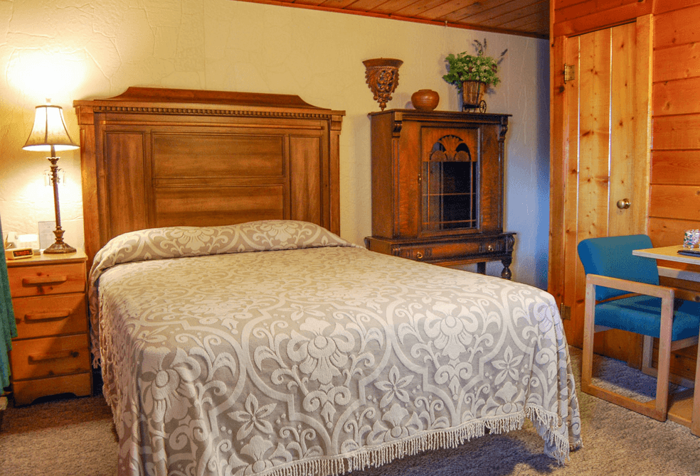 poncha lodge in poncha springs near monarch mountain photo